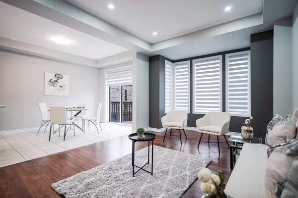 East Gwillimbury, ON L9N 0S2,53 Mondial CRES