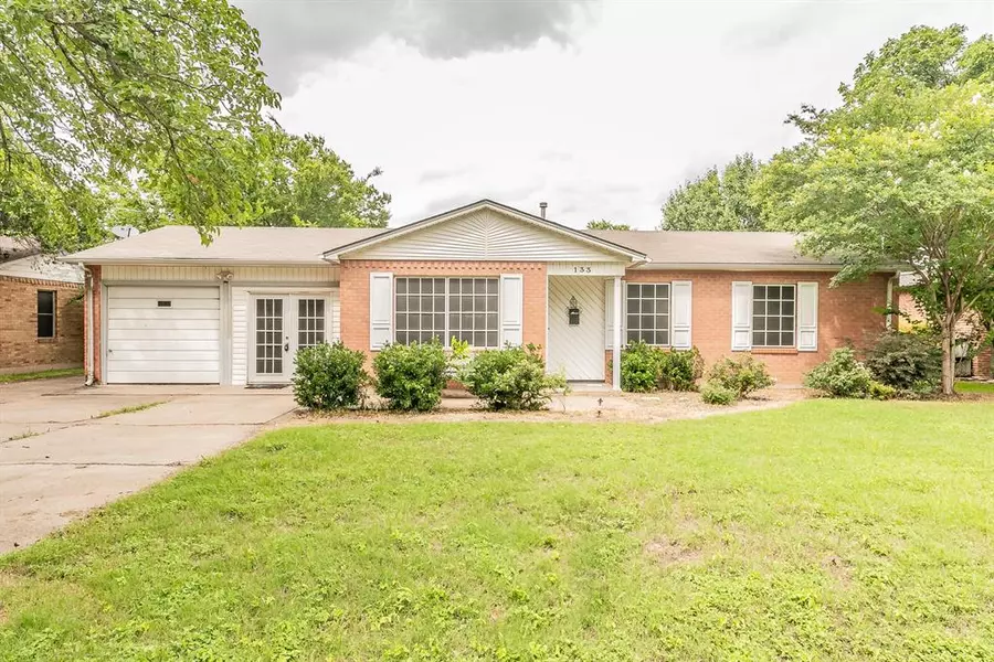 133 SE Newton Drive, Burleson, TX 76028