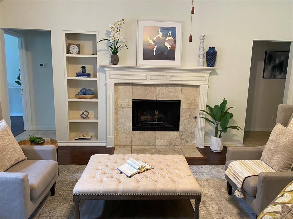 Irving, TX 75063,9421 Vista Circle