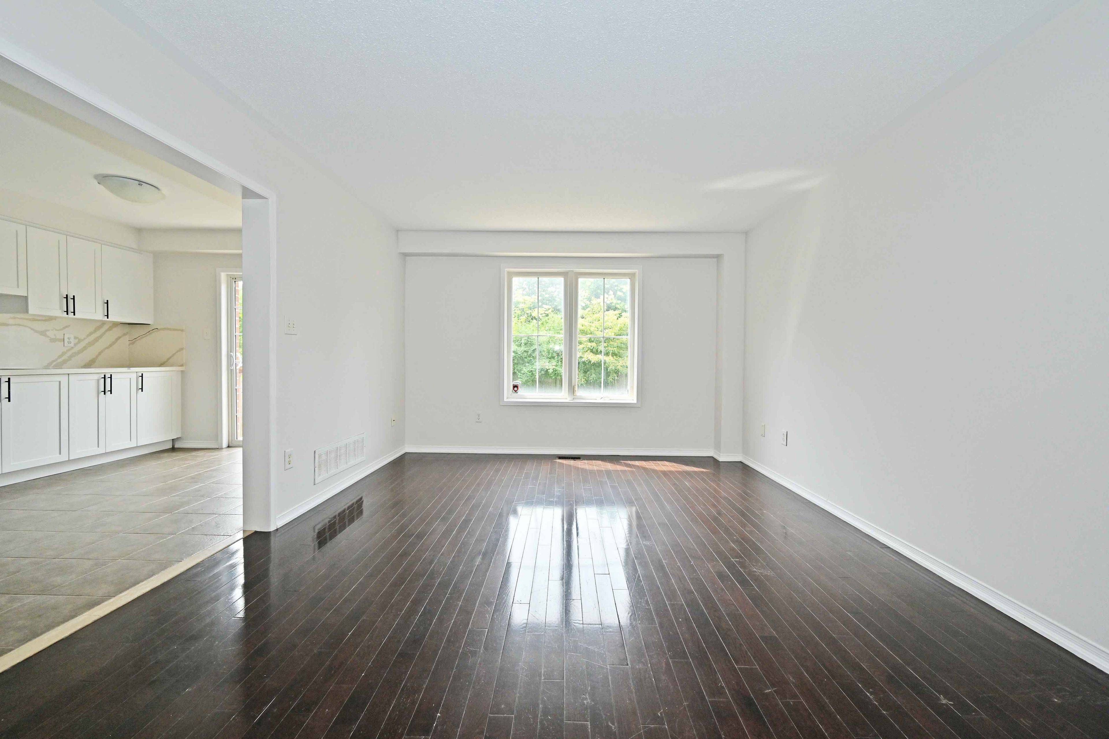 Oshawa, ON L1L 0A7,131 Norland CIR