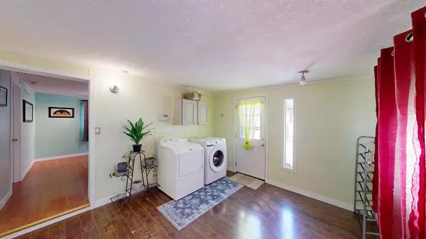Whitecourt, AB T7S 1C6,22 Auttreaux DR
