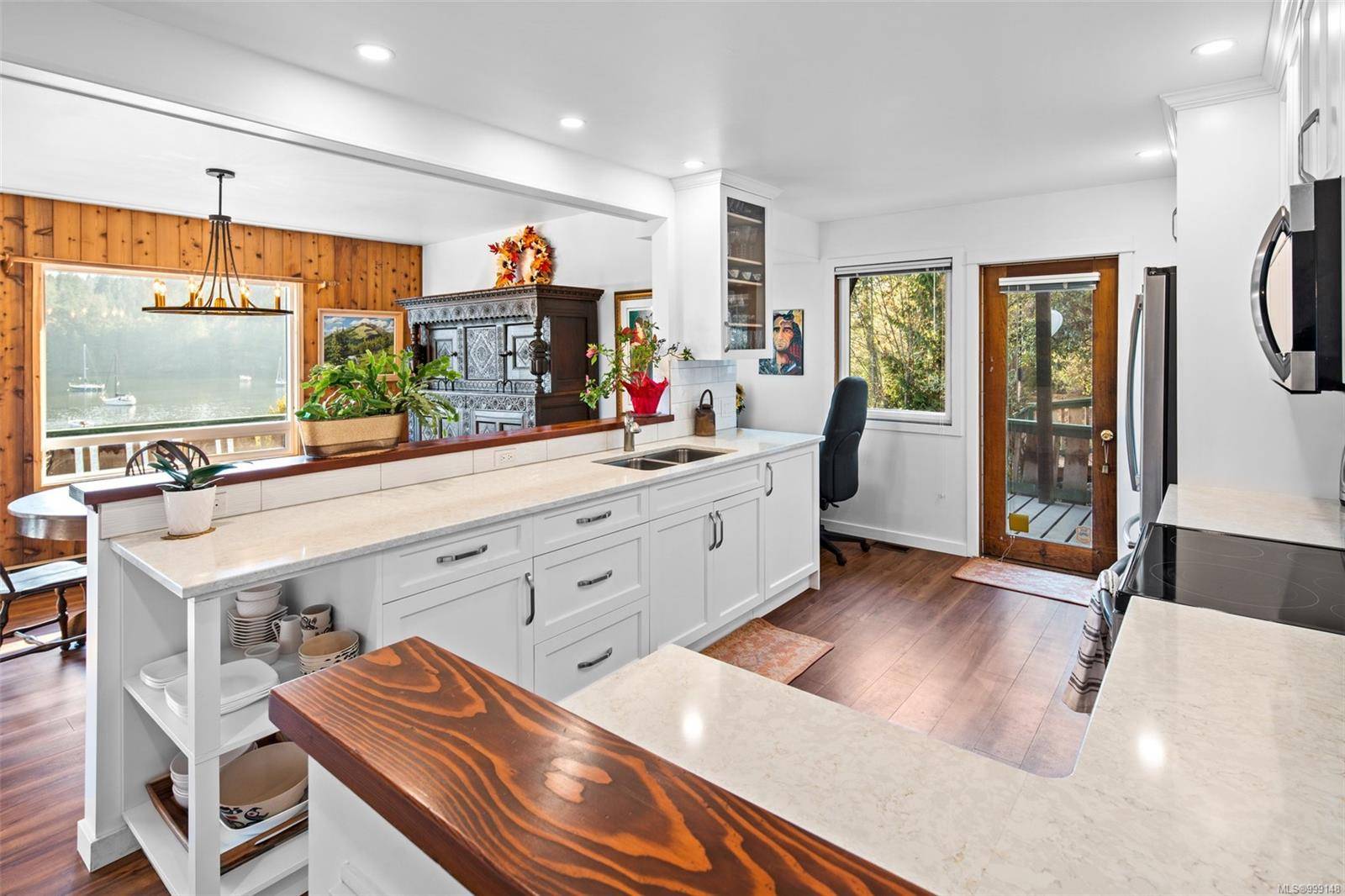 Sooke, BC V9Z 0Z7,5805 Anderson Cove Rd