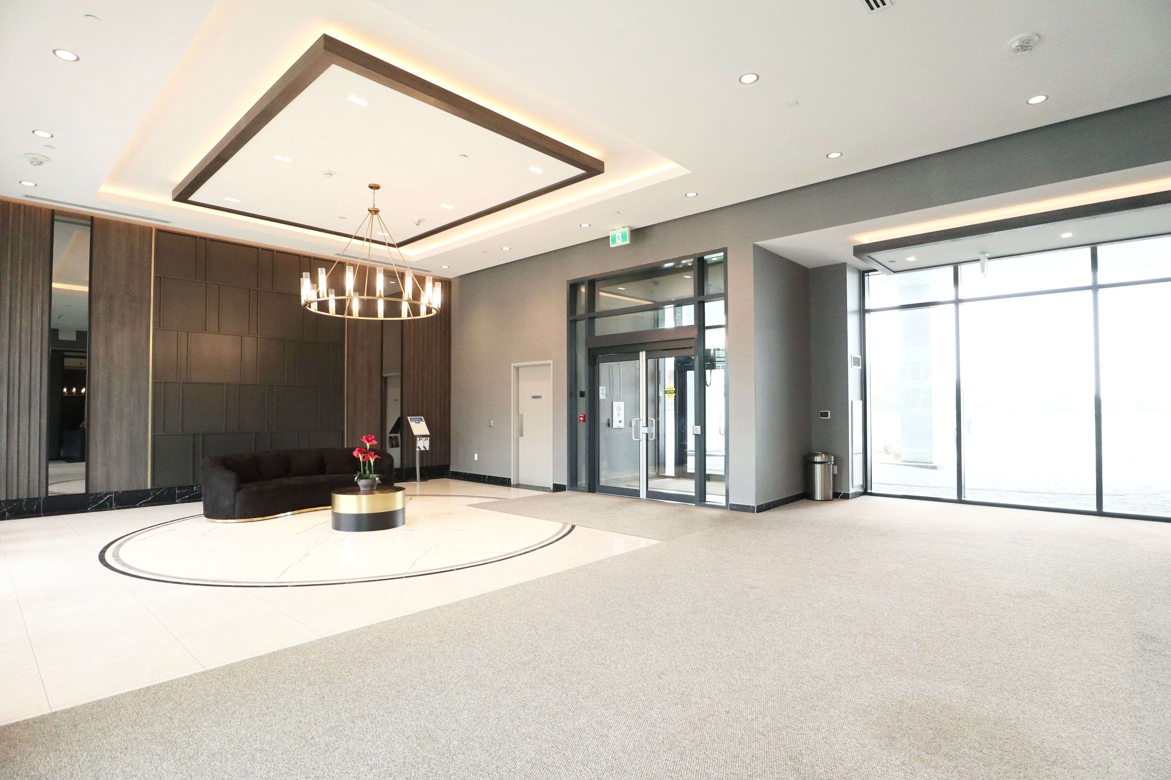 Toronto E05, ON M1T 0B7,3220 Sheppard AVE E #904