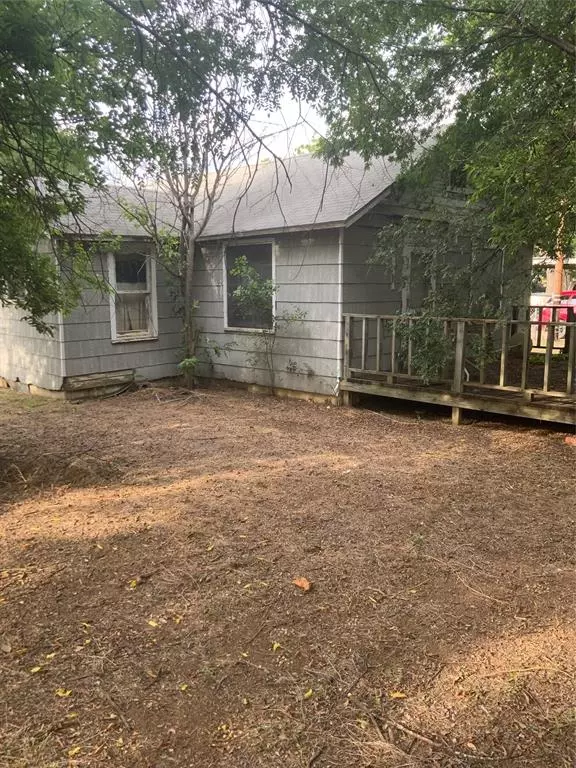 Mineral Wells, TX 76067,705 SW 15th Street