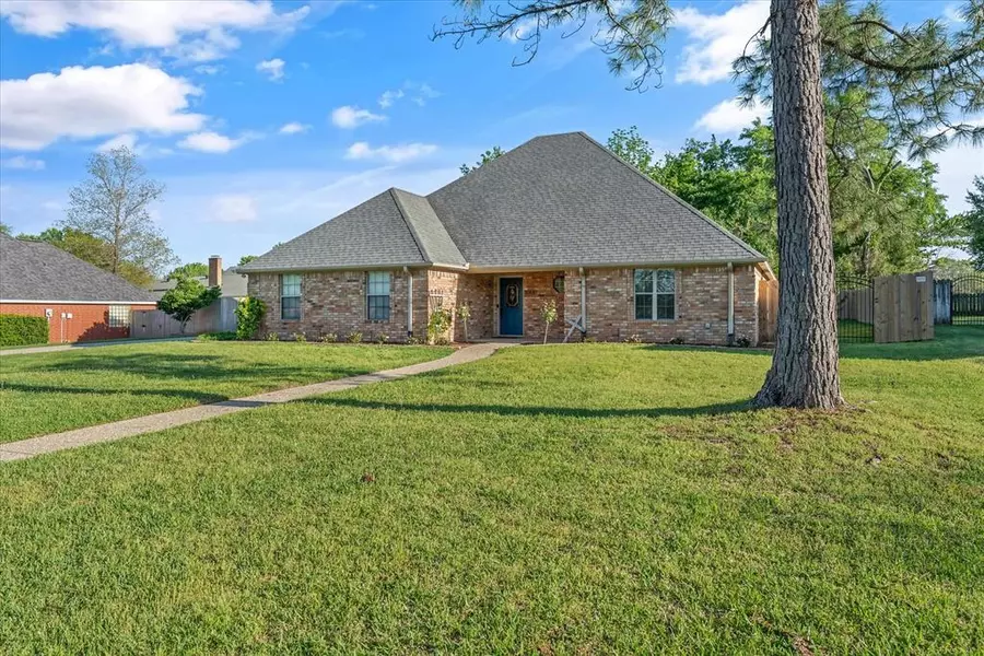 504 Susie Street, Chandler, TX 75758