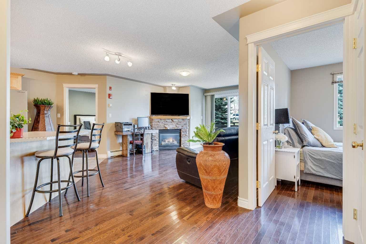 Calgary, AB T3H 4K5,7451 Springbank BLVD Southwest #1207