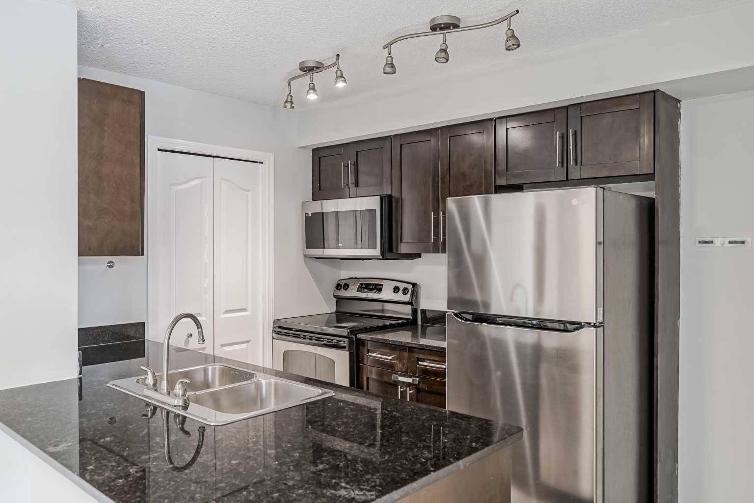 Calgary, AB T3J 0M1,355 Taralake WAY NE #208