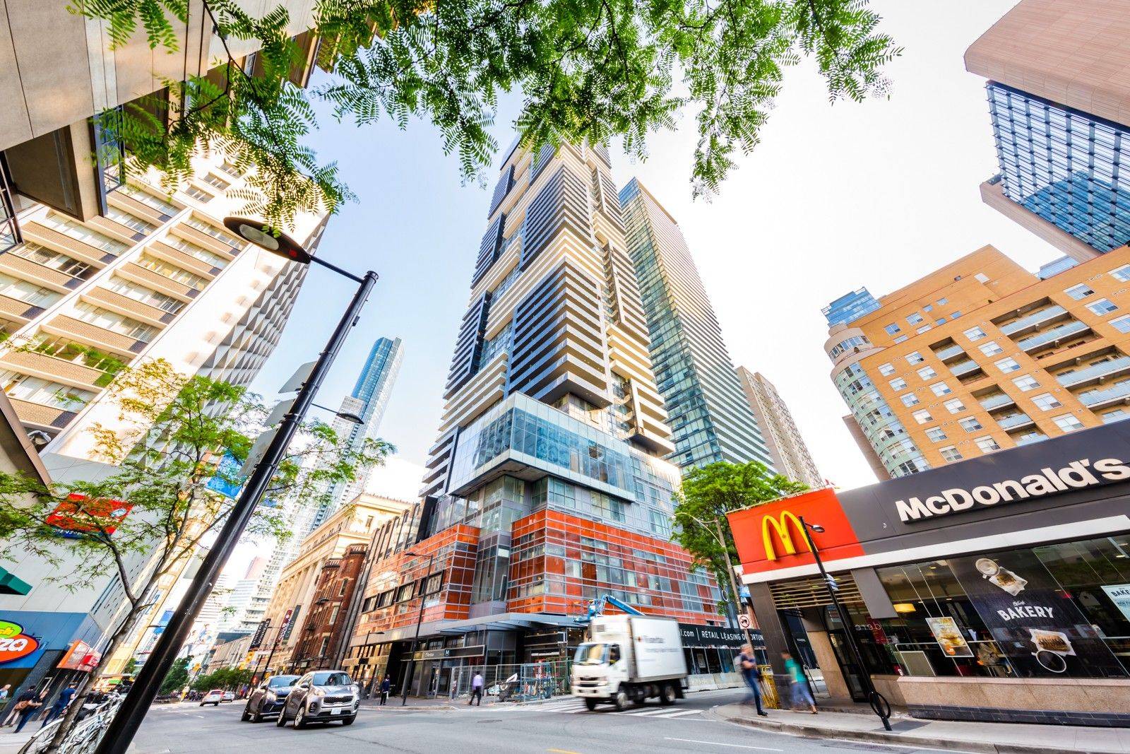 7 Grenville ST #5809, Toronto C01, ON M4Y 1X5