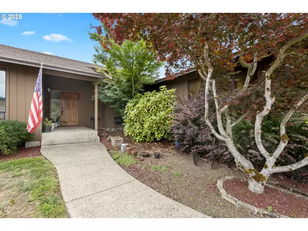 Roseburg, OR 97471,2445 LOMA VISTA DR