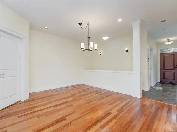 Colwood, BC V9C 0C5,551 Bezanton Way #4