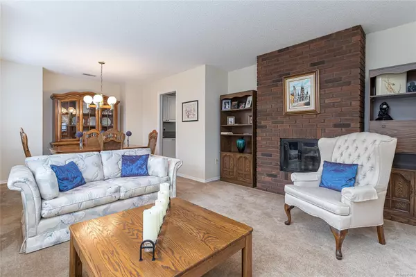 Qualicum Beach, BC V9K 1E3,542 Eaglecrest Dr