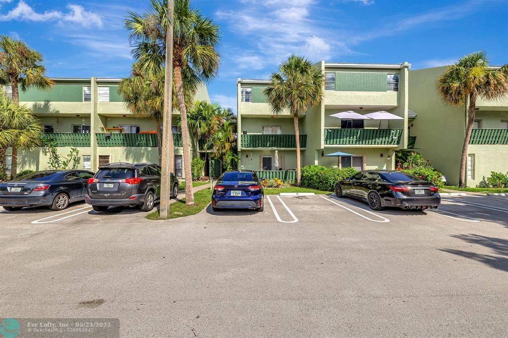 8905 NW 28th Dr  #F, Coral Springs, FL 33065