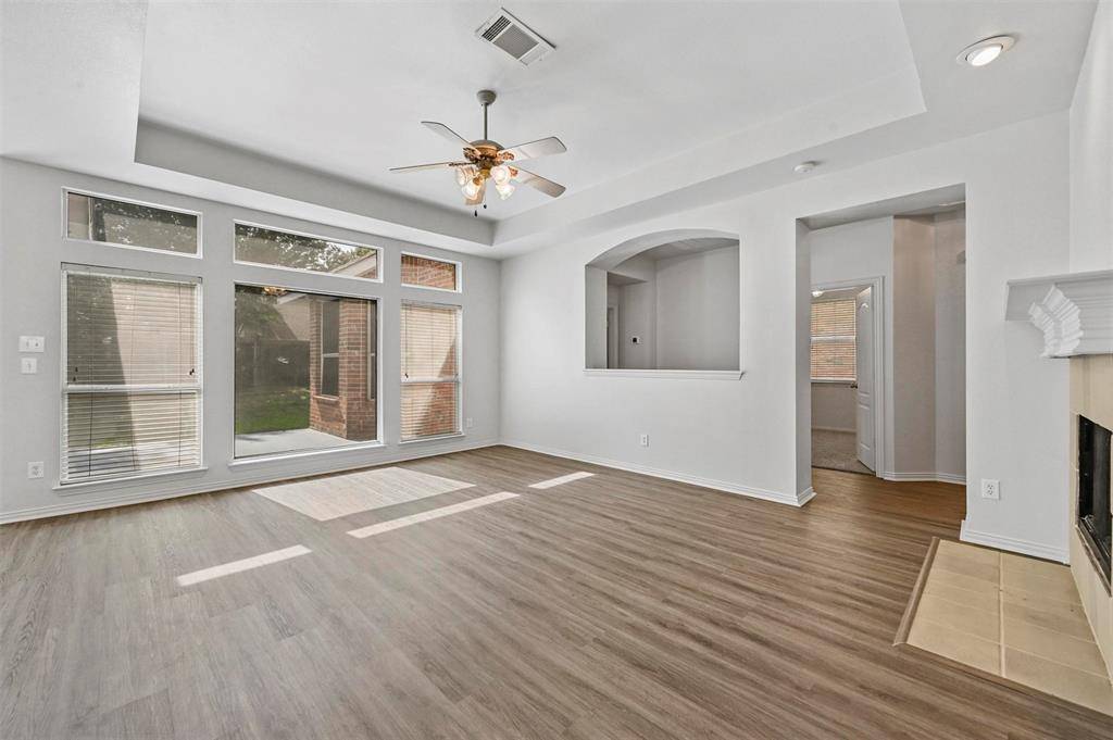 Corinth, TX 76210,1711 Peregrine Drive