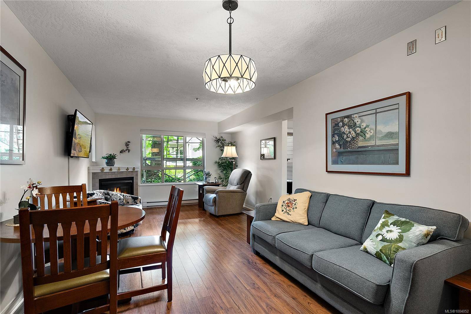 View Royal, BC V9A 7M7,121 Aldersmith Pl #104