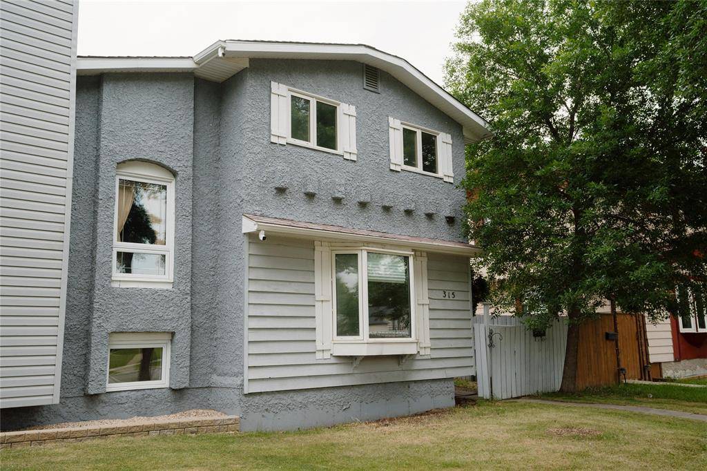 315 Rougeau AVE, Winnipeg, MB R2C 4A1
