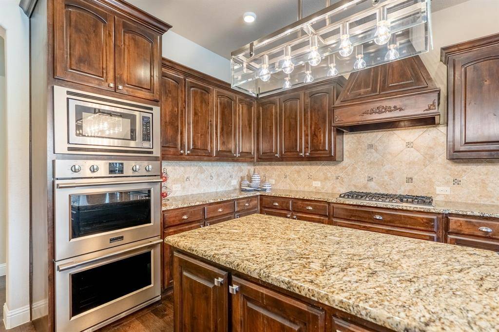 Rockwall, TX 75032,536 Livestock Drive