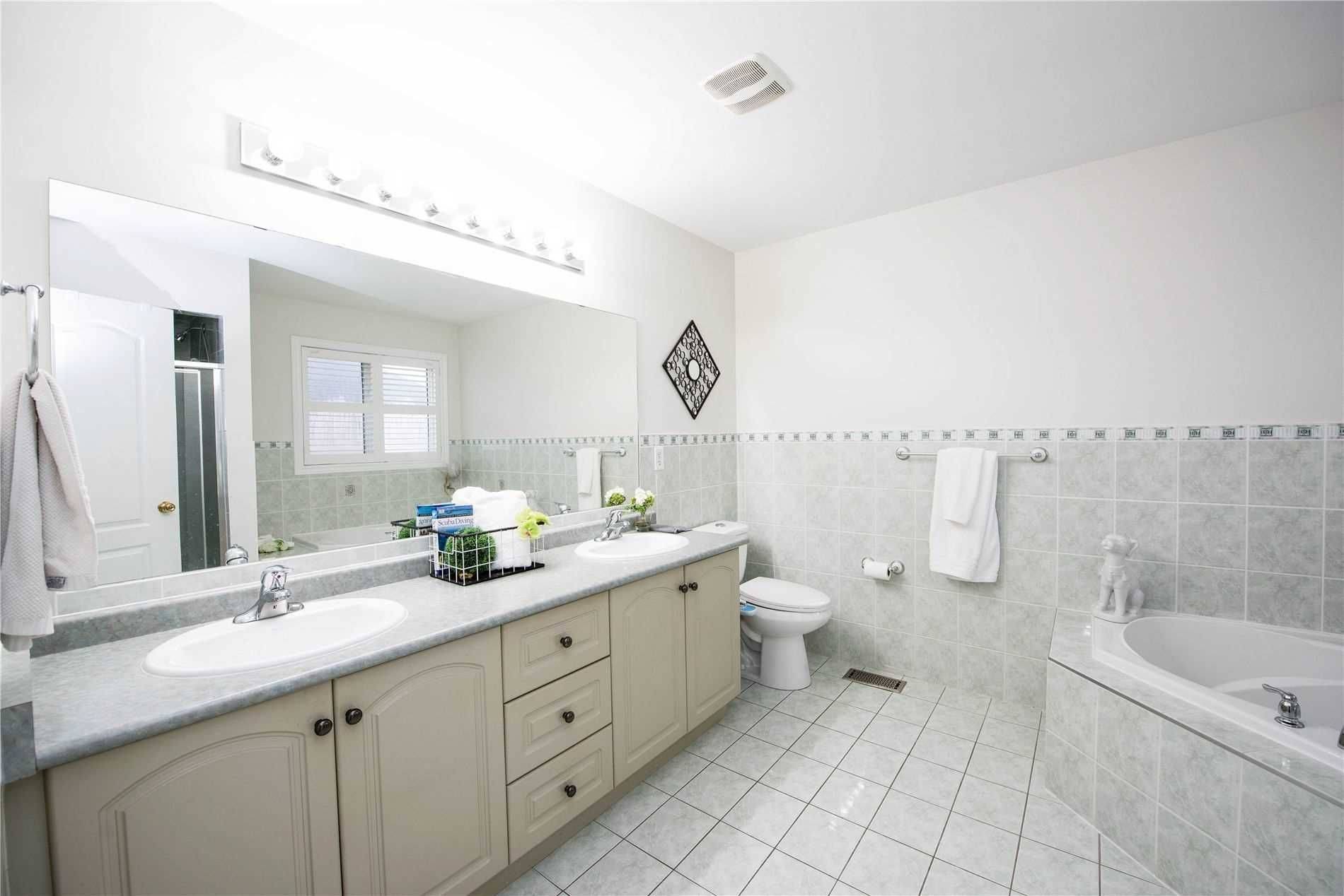 Brampton, ON L6P 2N8,58 Dovehaven Cres. CRES