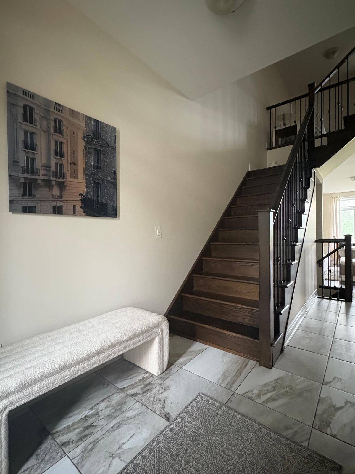 Oakville, ON L6M 1N9,2346 Natasha CIR