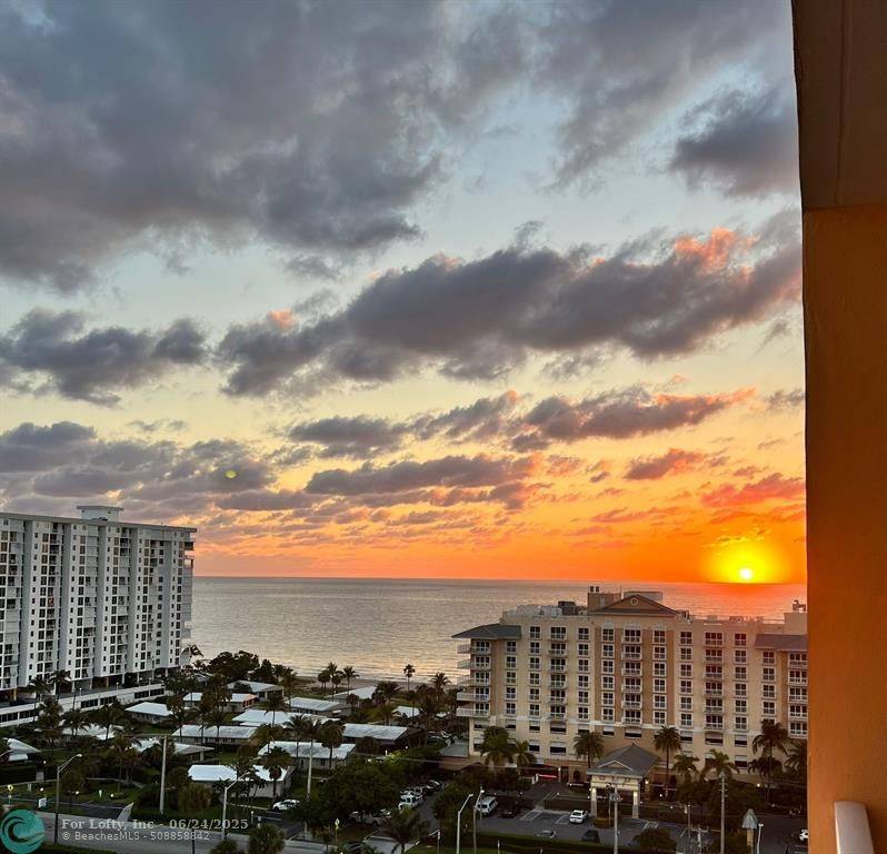 Pompano Beach, FL 33062,1200 Hibiscus Ave #1503