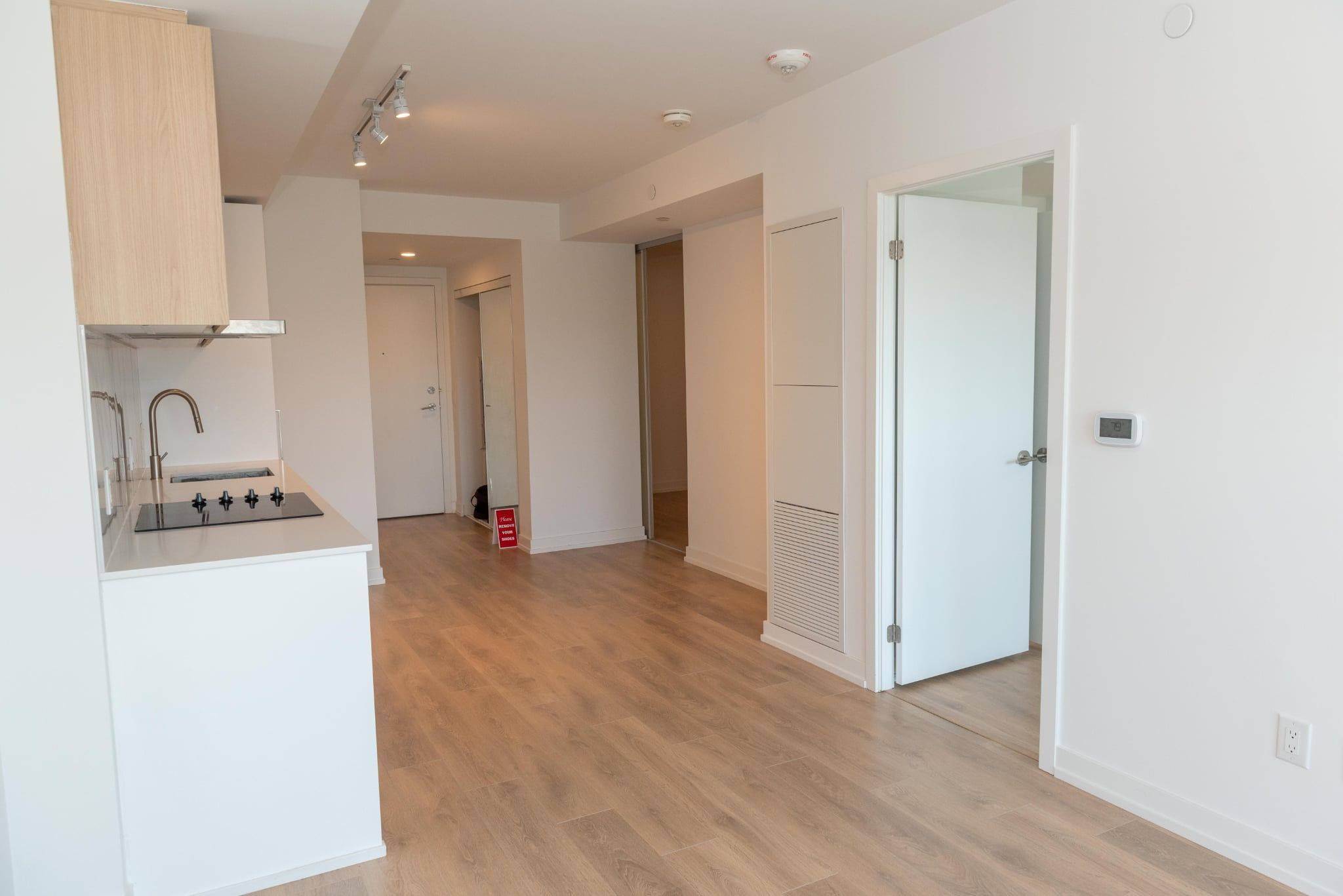 Toronto W05, ON M3K 0E4,1100 Sheppard AVE W #622