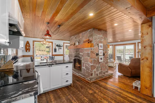 Muskoka Lakes, ON P0B 1M0,1158 Shea RD S #29