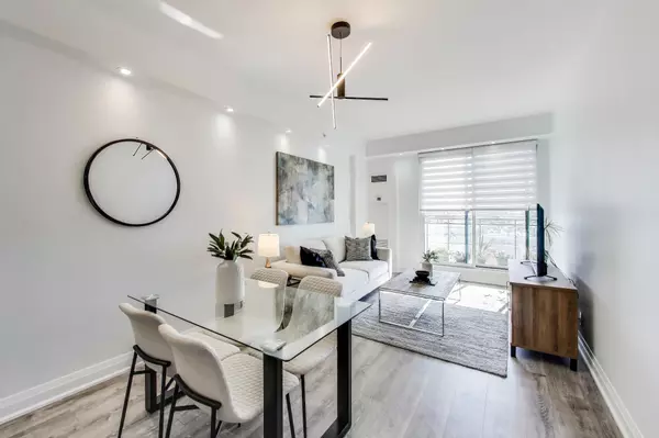 Vaughan, ON L4L 8C4,12 Woodstream BLVD #704
