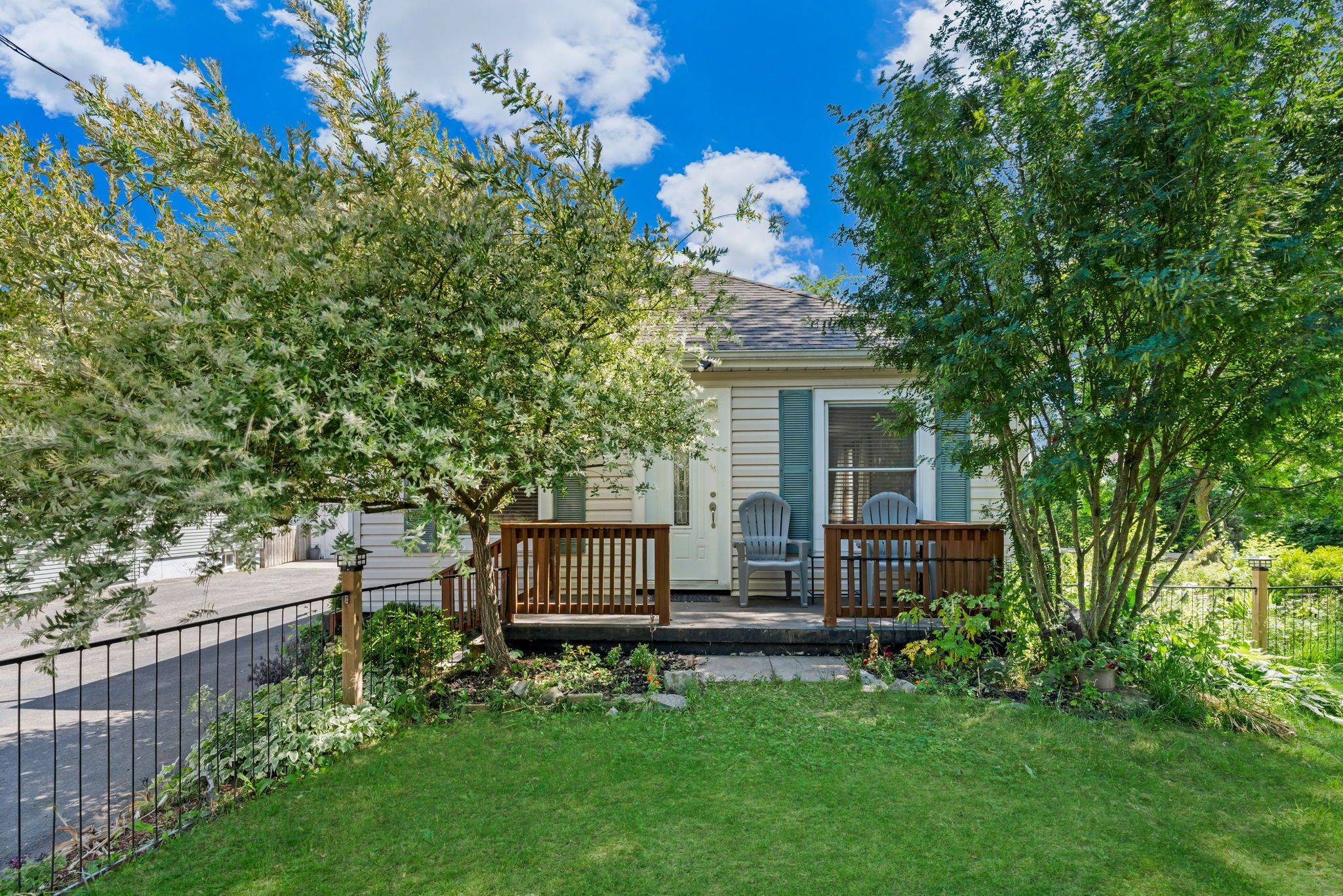 Welland, ON L3C 3R5,39 Sharpe AVE