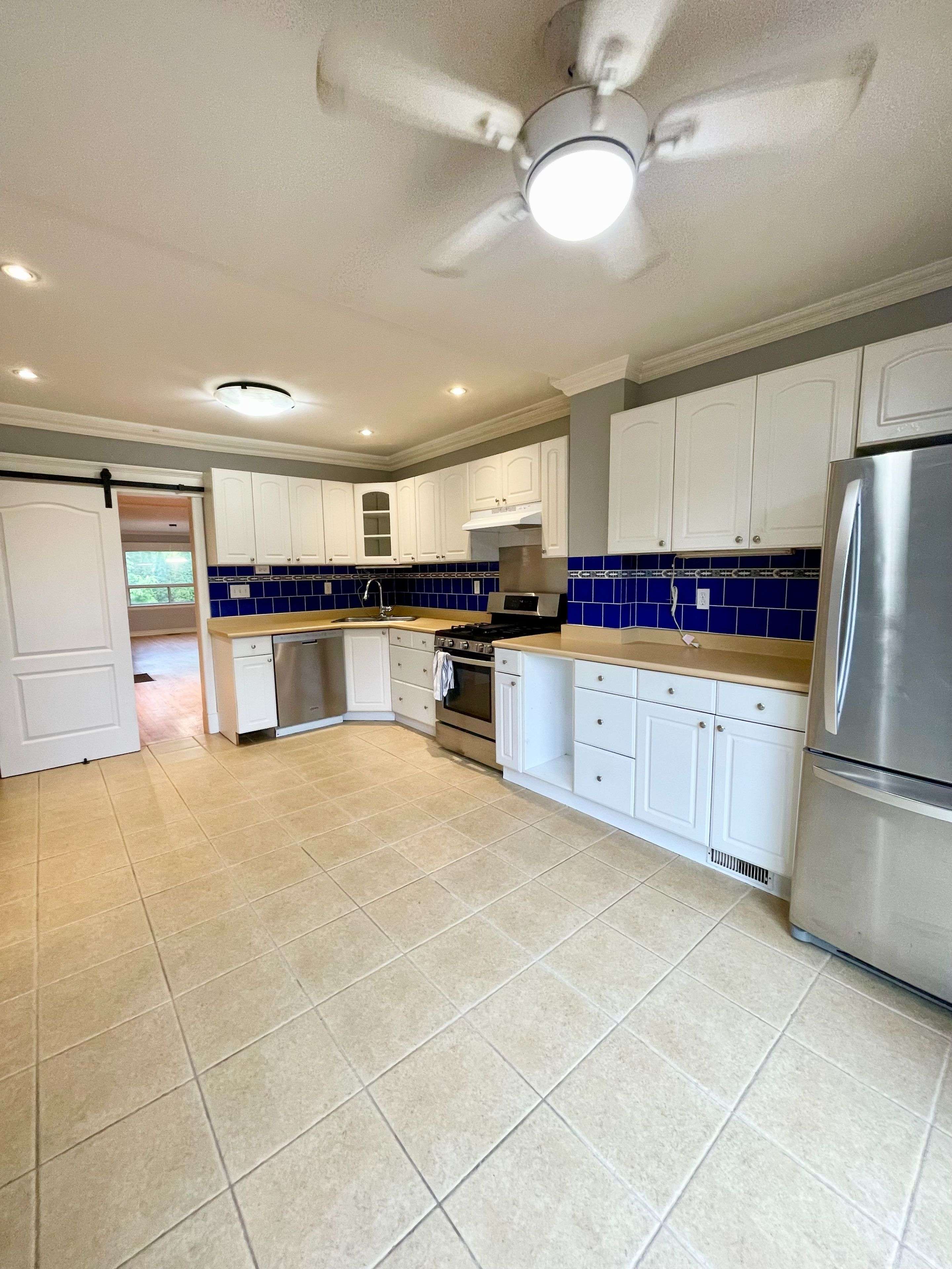 Out Of Area, ON M4C 3J3,34 Woodington AVE