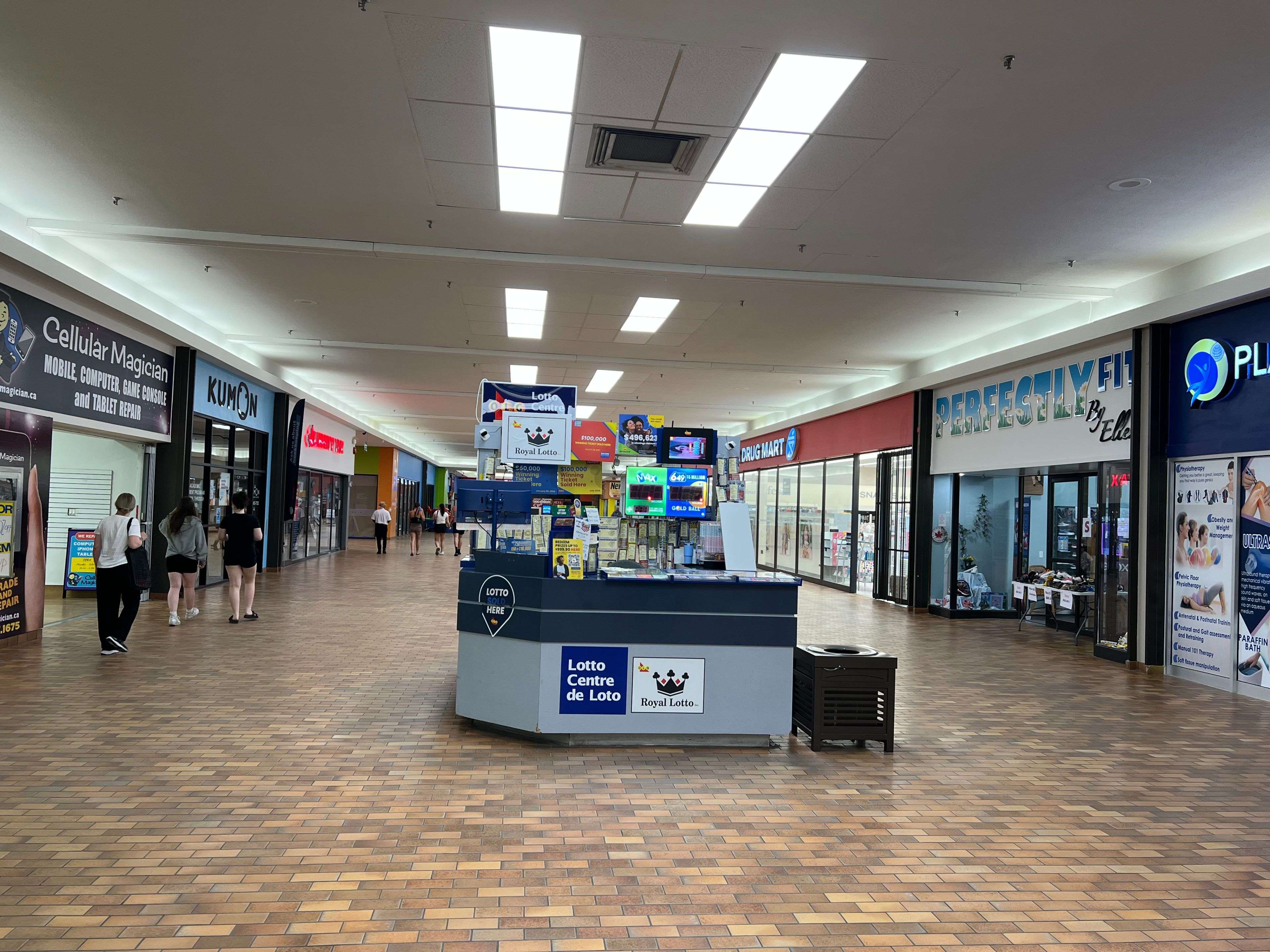 London North, ON N6G 2V9,1225 Wonderland RD N #K3
