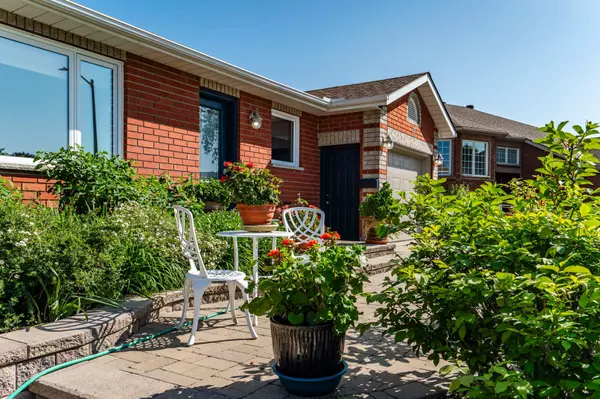 Penetanguishene, ON L9M 2G6,17 Charles ST