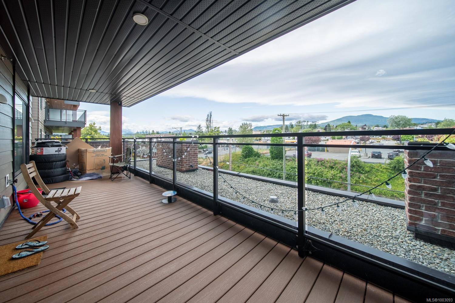 Nanaimo, BC V9R 4V9,135 Haliburton St #404