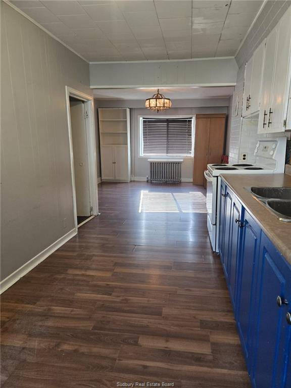 Copper Cliff, ON P0M 1N0,8 MILAN ST