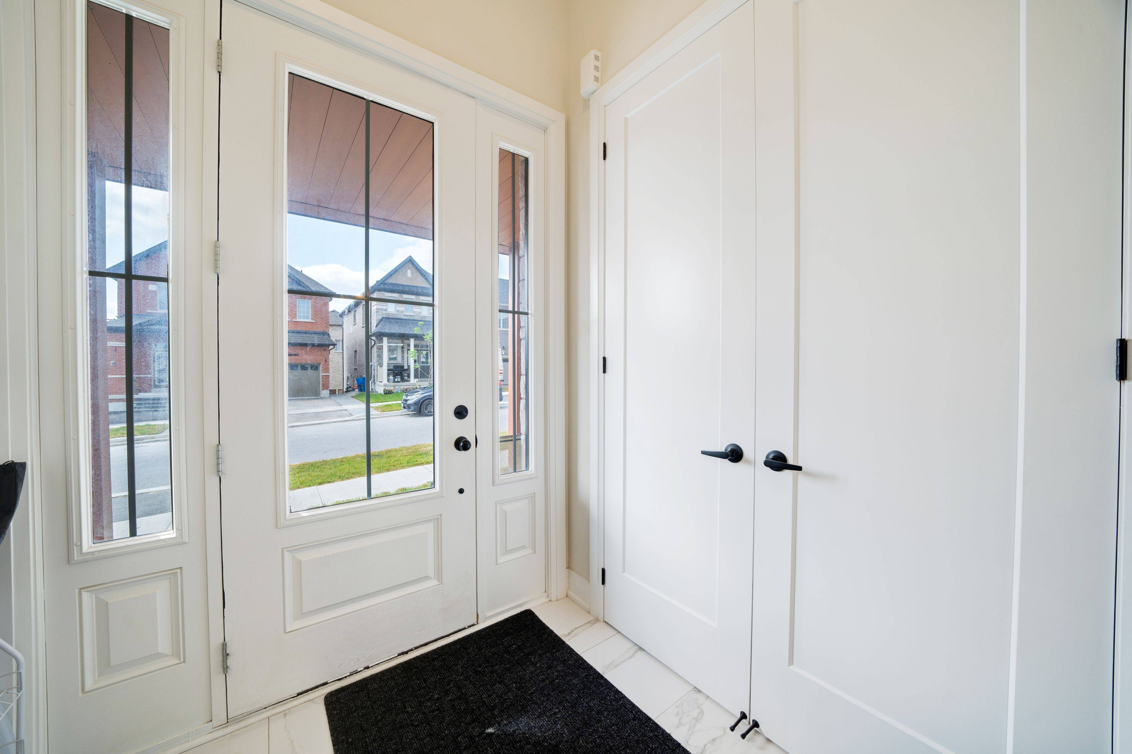 Pickering, ON L1X 0M4,1156 Skyridge BLVD