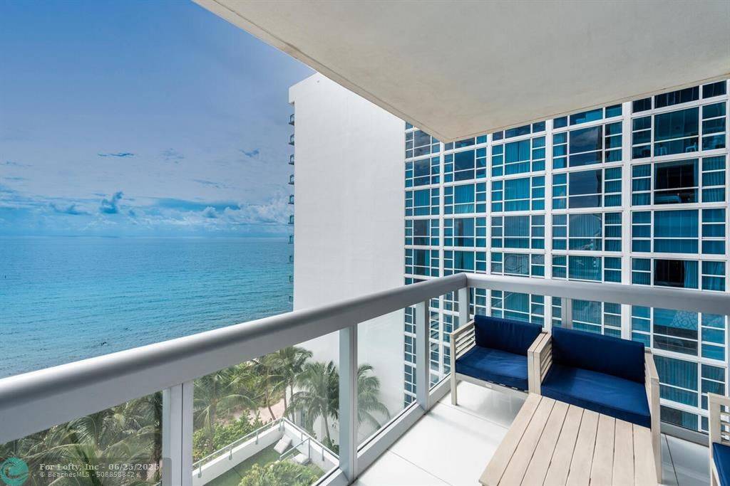 Miami Beach, FL 33141,6899 Collins Ave  #908