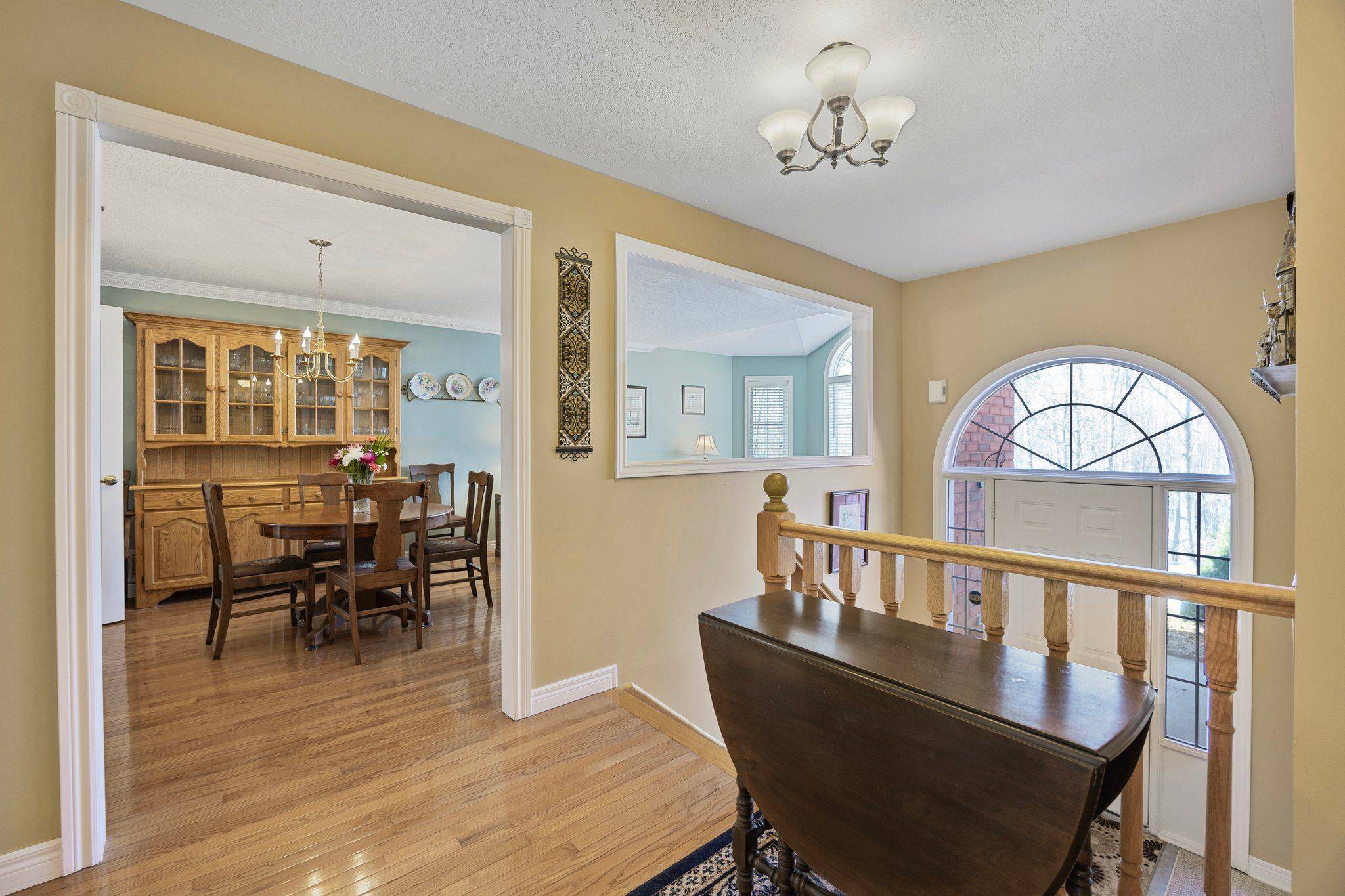 Oro-medonte, ON L0L 2L0,7 Pineview DR
