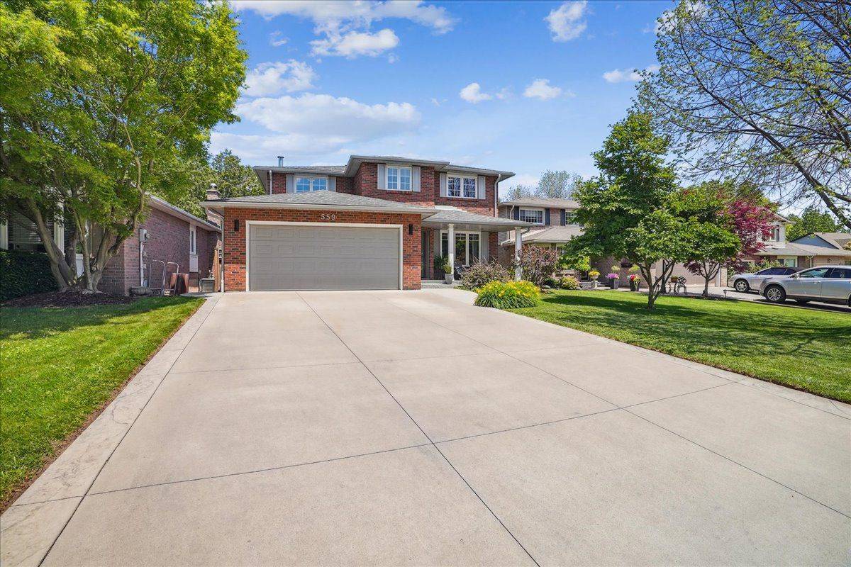 Burlington, ON L7S 1Z8,559 Wallace ST