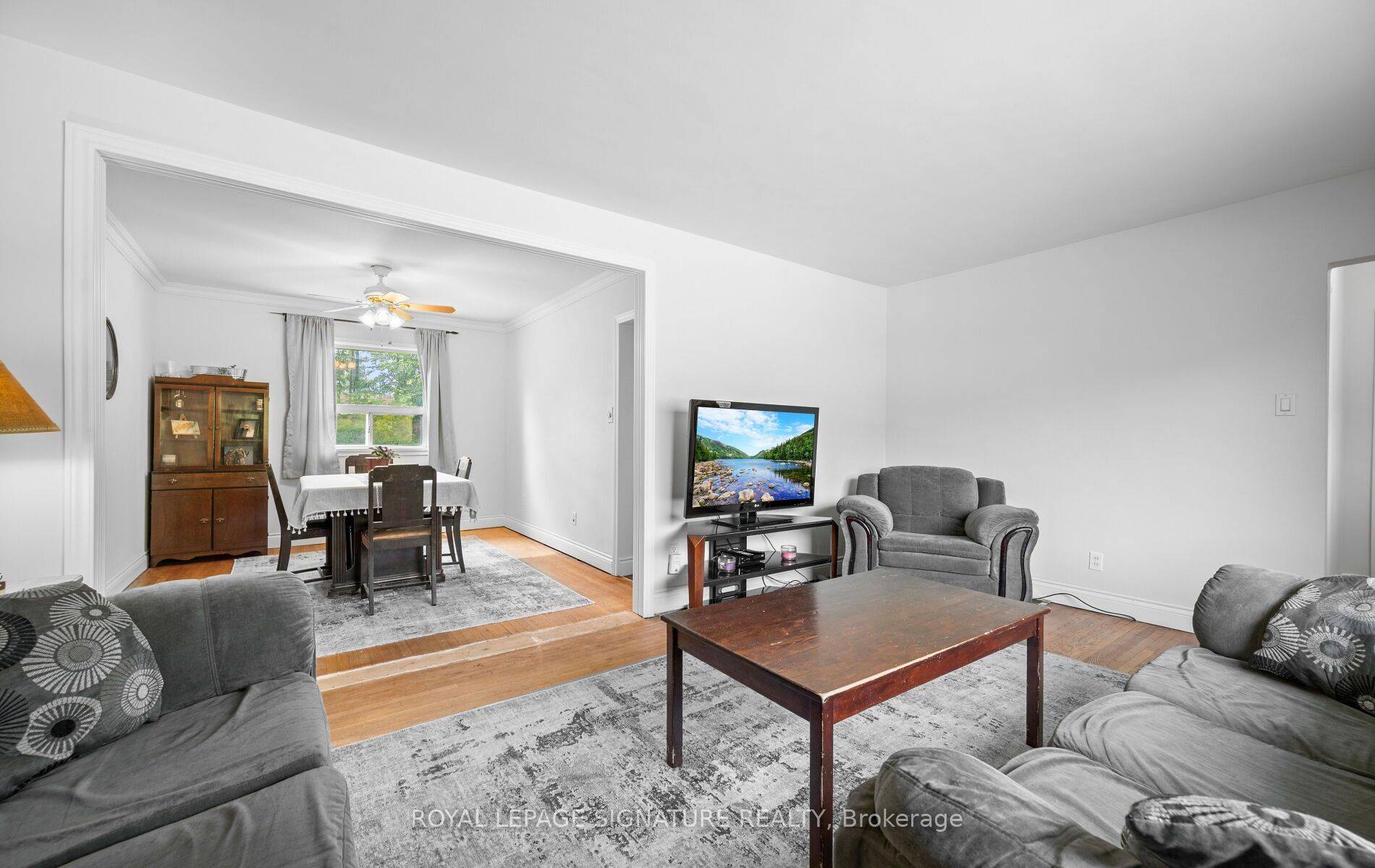 Toronto W10, ON M9W 1T2,129 Allenby AVE