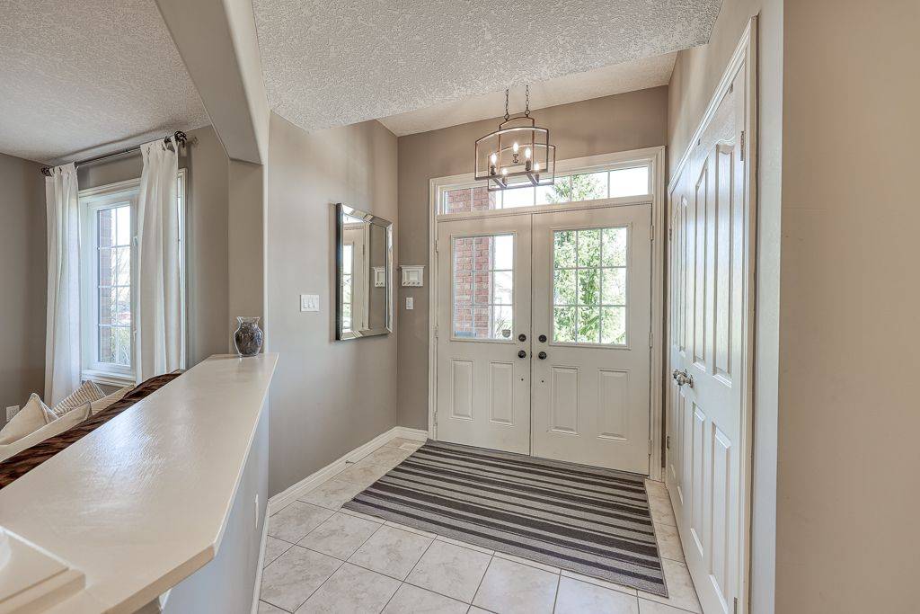 Ingersoll, ON N5C 0A2,7 Woodhatch CRES