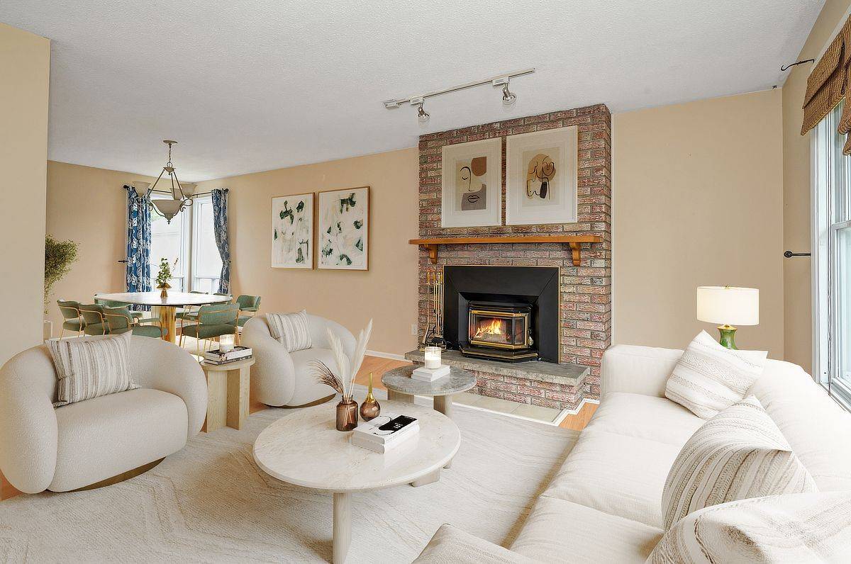 Orleans - Convent Glen And Area, ON K1C 1N5,1293 St Jean ST