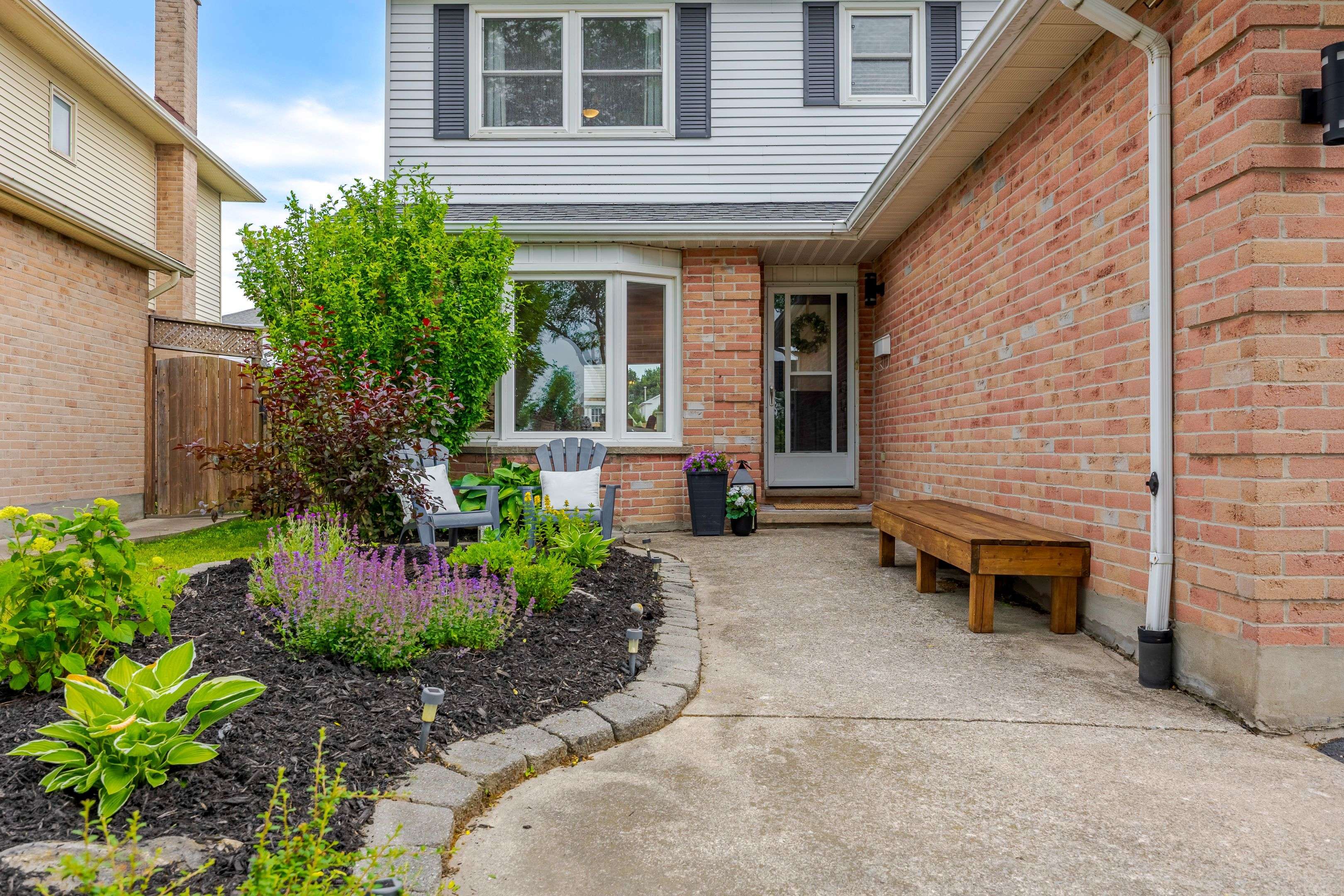 St. Catharines, ON L2S 3T2,14 Senator DR