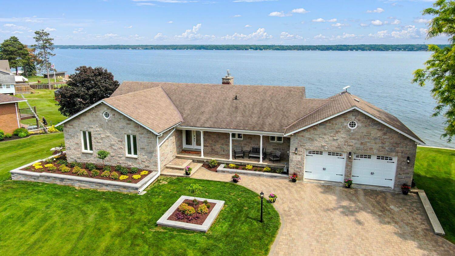 Augusta, ON K6V 5T1,1111 Burnside DR