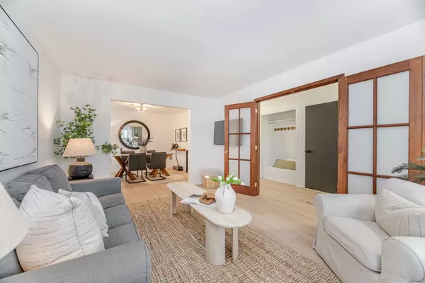 Hamilton, ON L9A 5G3,172 Merrilee CRES