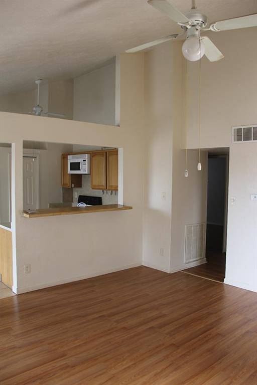 Dallas, TX 75249,9514 Zelkova Circle