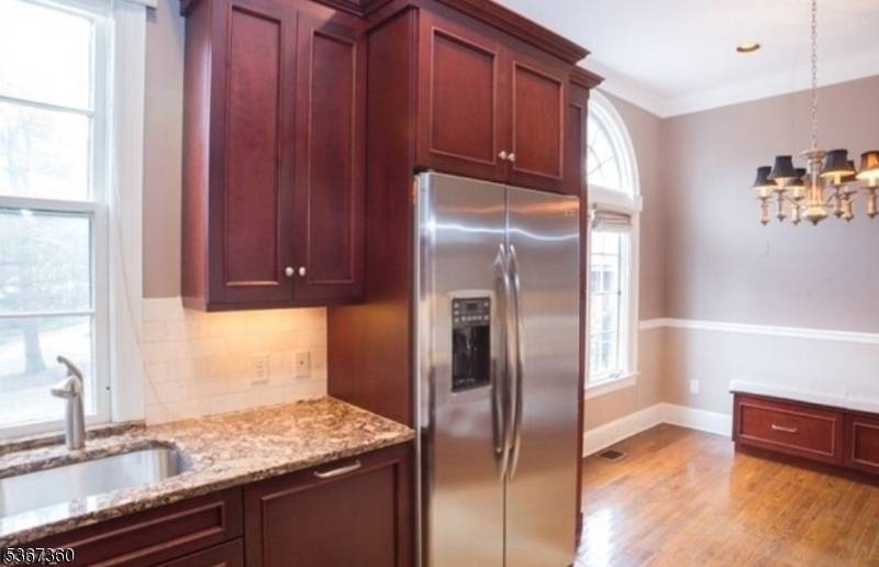 New Providence Boro, NJ 07974,41 Murray Hill Sq