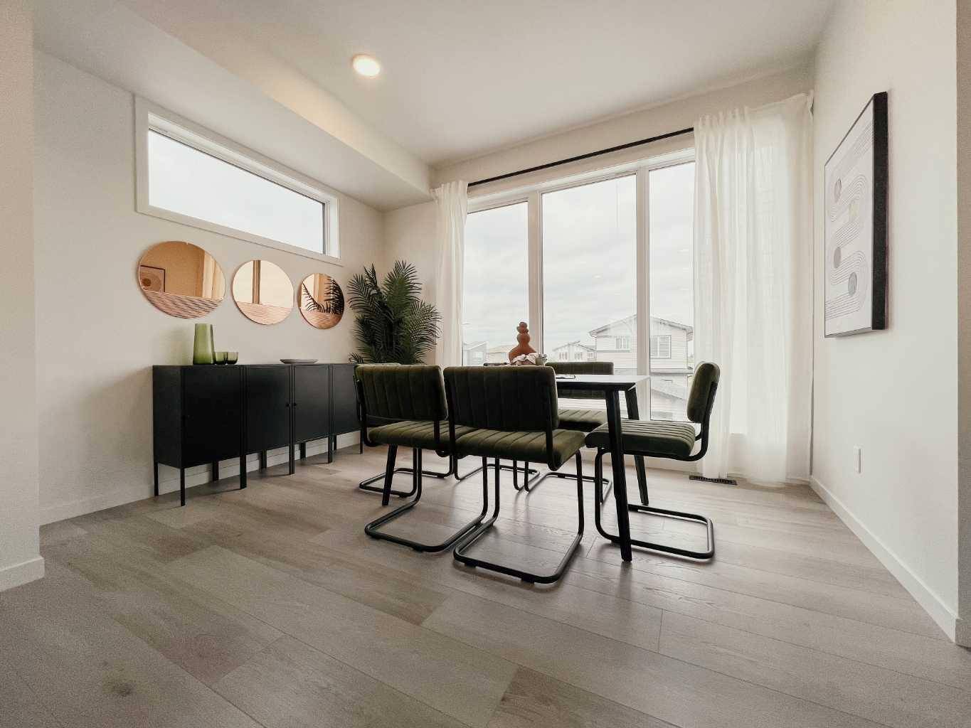 Calgary, AB T3G 2L4,129 Arbour Lake CT NW