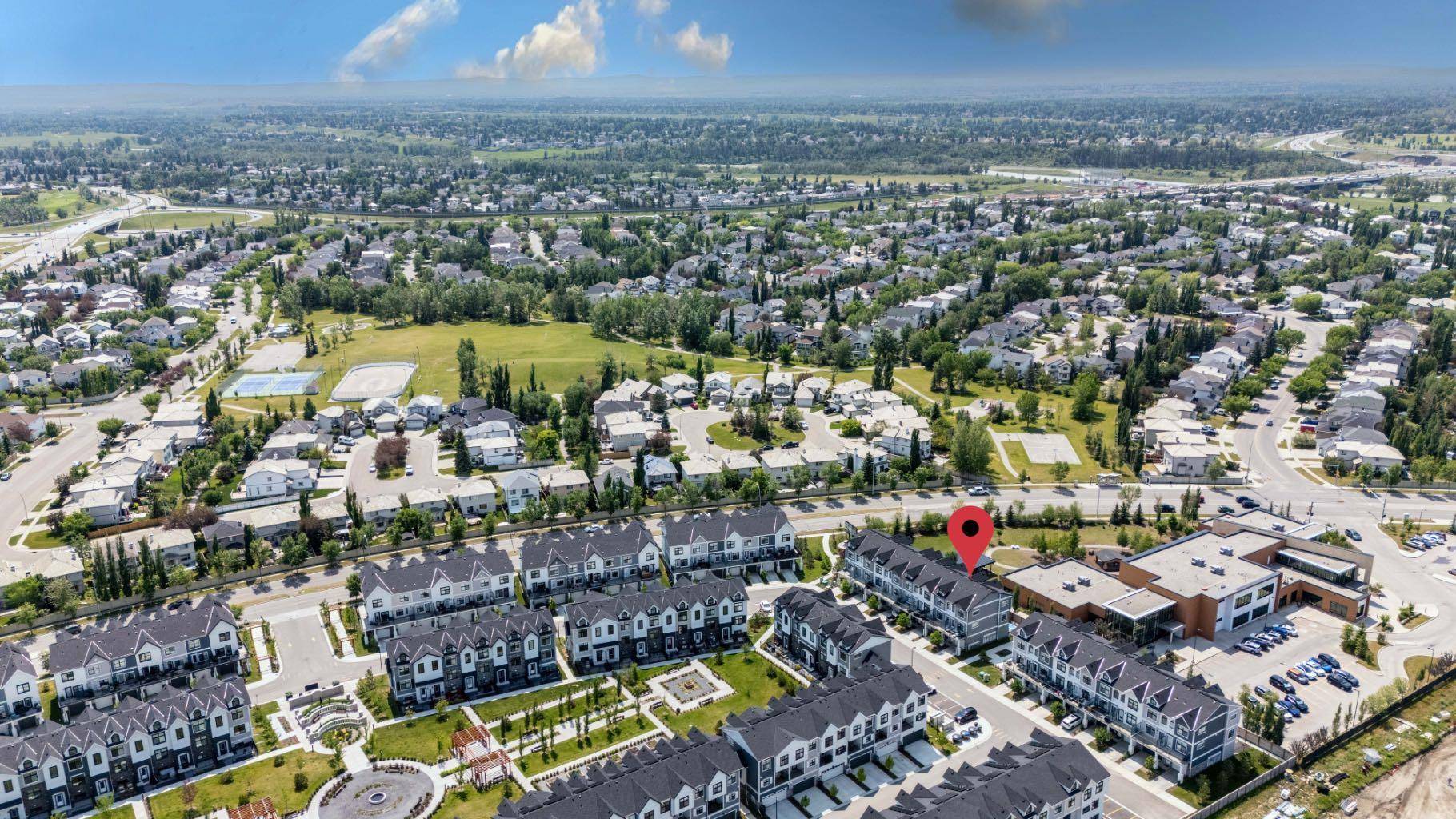 Calgary, AB T2C 5V3,123 Les Jardins PARK Southeast