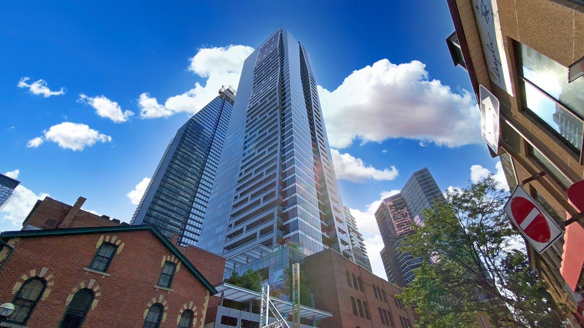 5 Joseph ST #3902, Toronto C01, ON M4Y 0B6