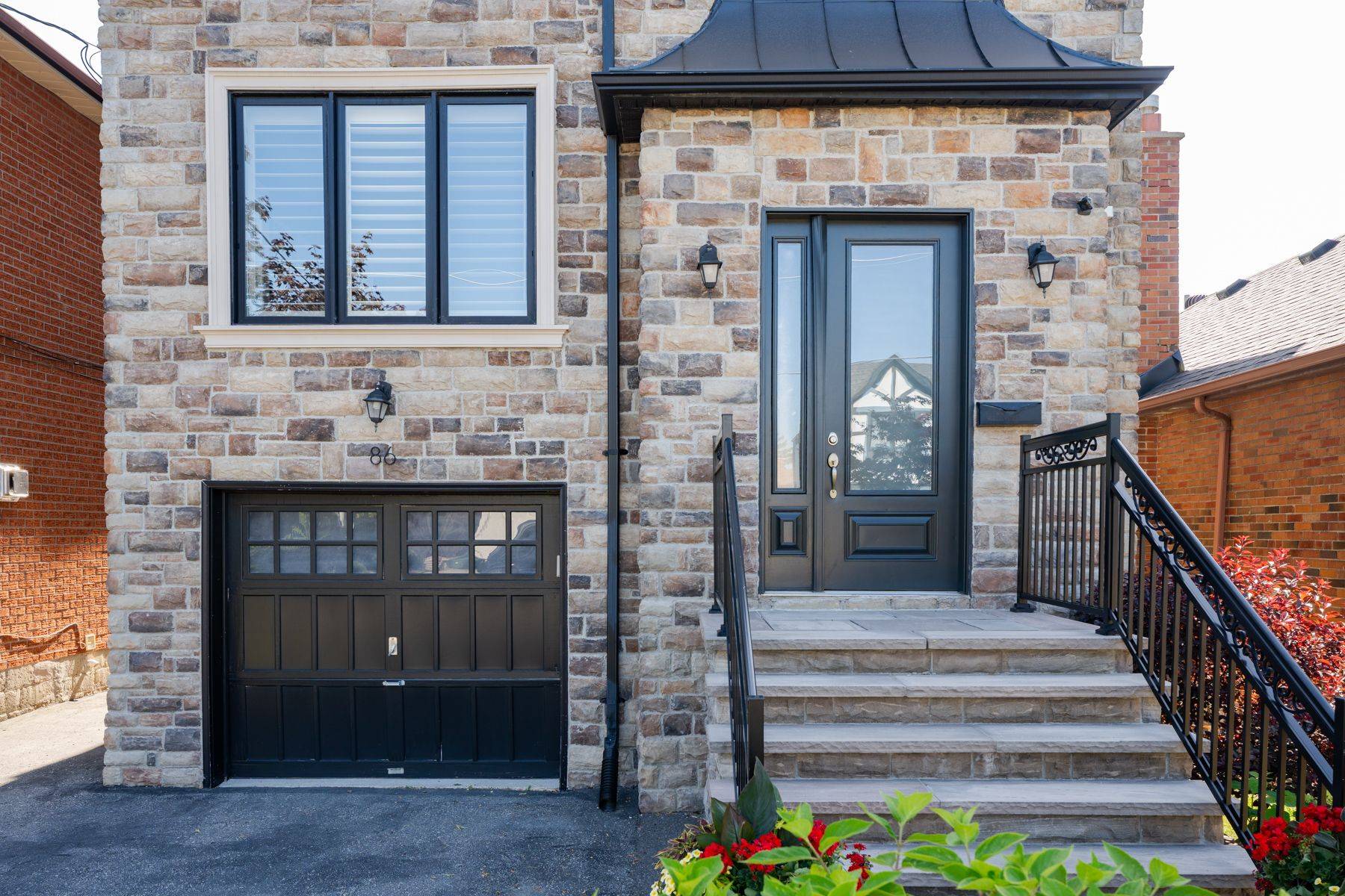 Toronto E03, ON M4J 4T7,86 Roosevelt RD