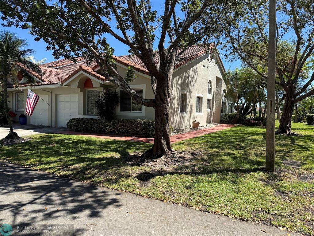 Margate, FL 33063,7506 S Pinewalk Dr  #102-2