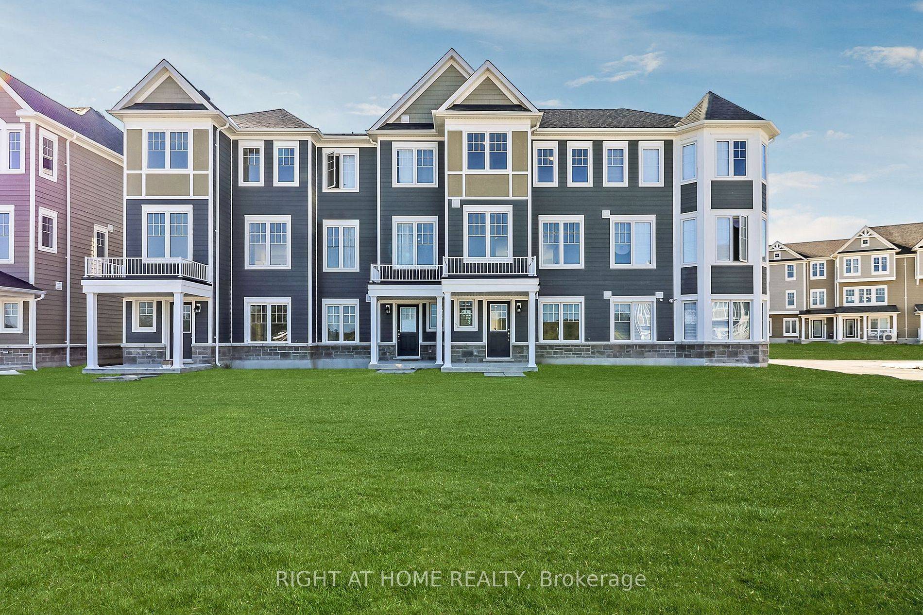 Wasaga Beach, ON L9Z 0L2,11 Lana CIR